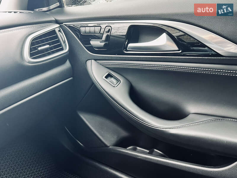 Внедорожник / Кроссовер Infiniti QX30 2017 в Киеве