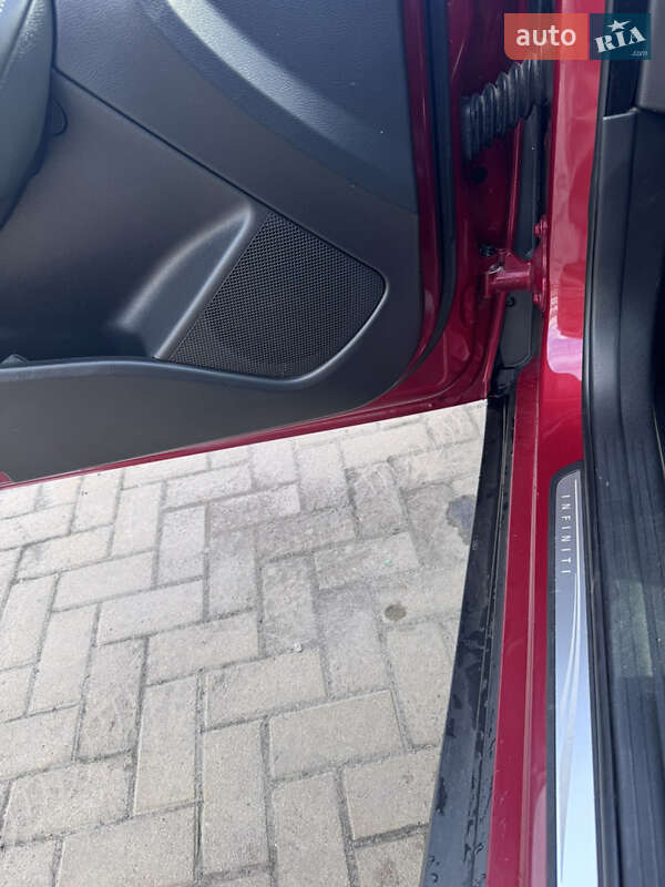 Внедорожник / Кроссовер Infiniti QX30 2017 в Хмельницком