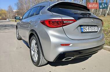 Внедорожник / Кроссовер Infiniti QX30 2017 в 