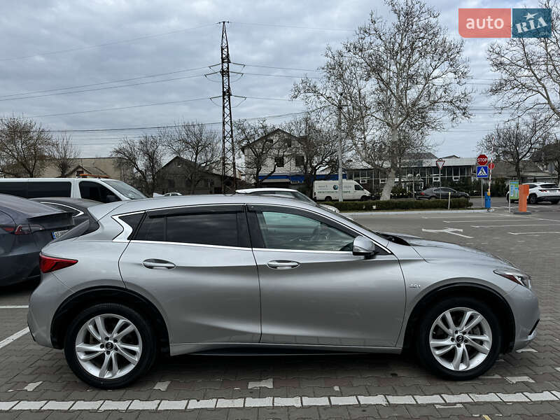 Внедорожник / Кроссовер Infiniti QX30 2017 в Одессе