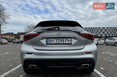 Внедорожник / Кроссовер Infiniti QX30 2017 в 