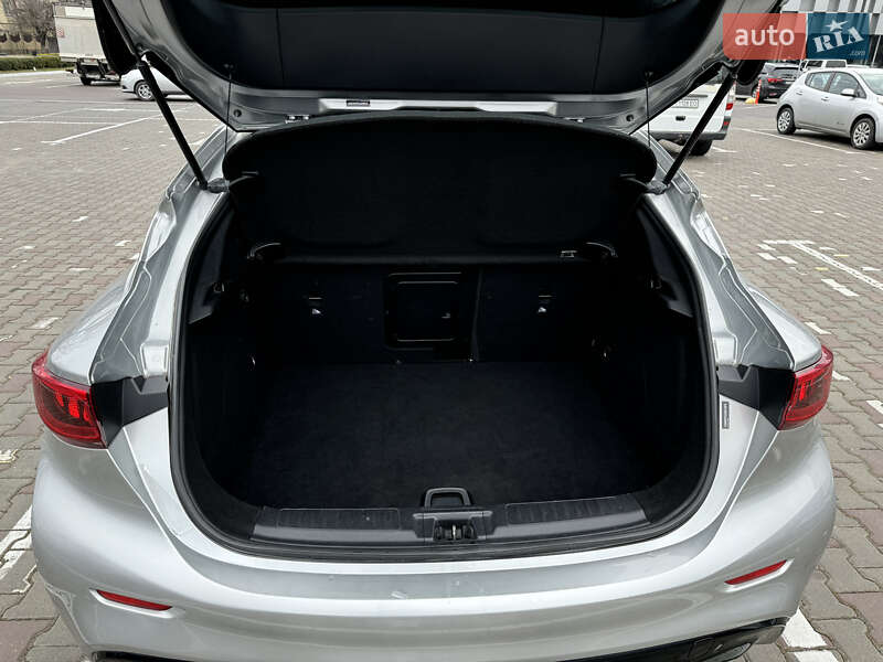 Внедорожник / Кроссовер Infiniti QX30 2017 в Одессе