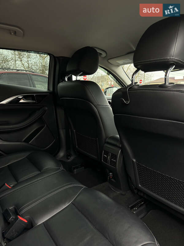 Внедорожник / Кроссовер Infiniti QX30 2017 в Одессе