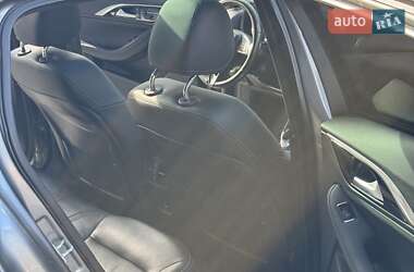 Внедорожник / Кроссовер Infiniti QX30 2016 в 