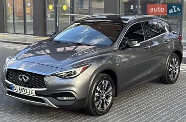 Внедорожник / Кроссовер Infiniti QX30 2016 в 