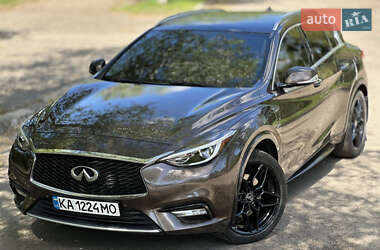 Внедорожник / Кроссовер Infiniti QX30 2017 в 