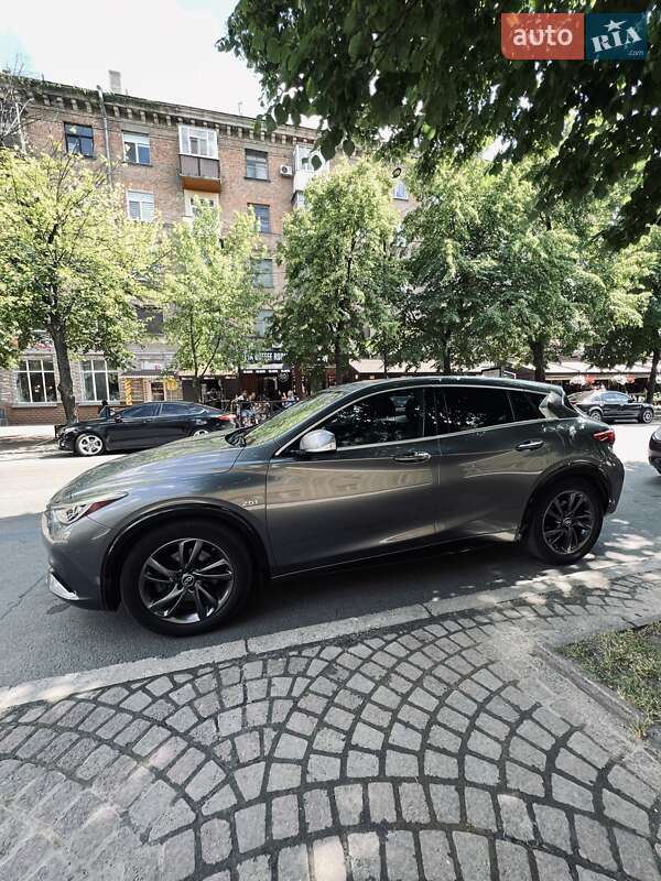 Внедорожник / Кроссовер Infiniti QX30 2018 в Кременчуге