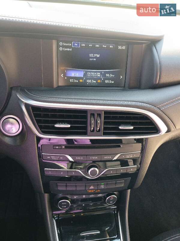 Позашляховик / Кросовер Infiniti QX30 2017 в Києві