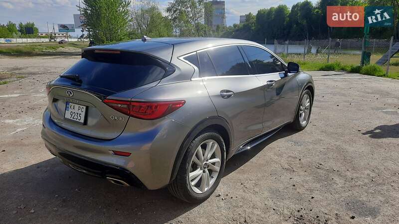 Позашляховик / Кросовер Infiniti QX30 2017 в Києві