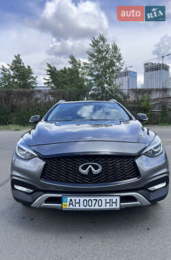 Внедорожник / Кроссовер Infiniti QX30 2017 в 