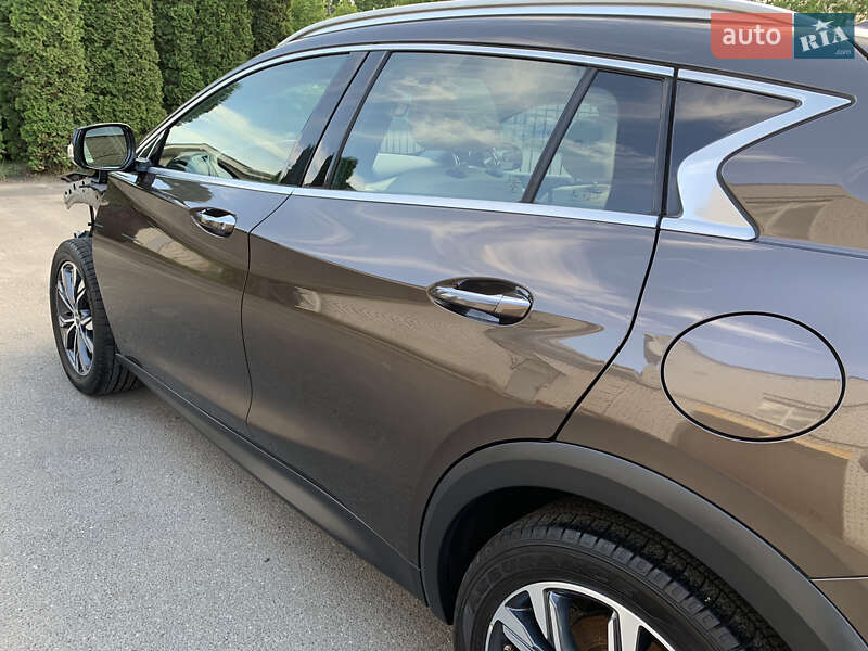 Внедорожник / Кроссовер Infiniti QX30 2018 в Ирпене