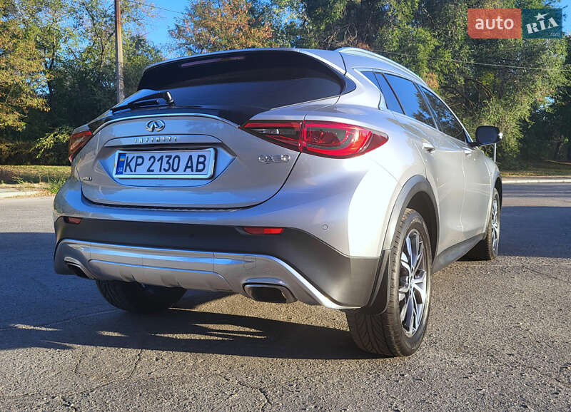 Внедорожник / Кроссовер Infiniti QX30 2016 в Днепре