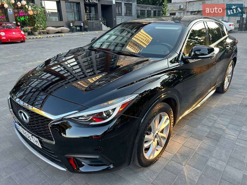 Внедорожник / Кроссовер Infiniti QX30 2017 в Днепре