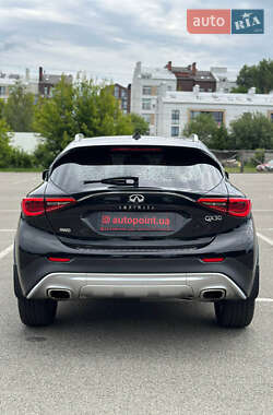 Внедорожник / Кроссовер Infiniti QX30 2018 в 
