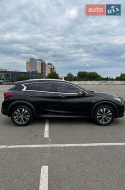 Внедорожник / Кроссовер Infiniti QX30 2018 в 
