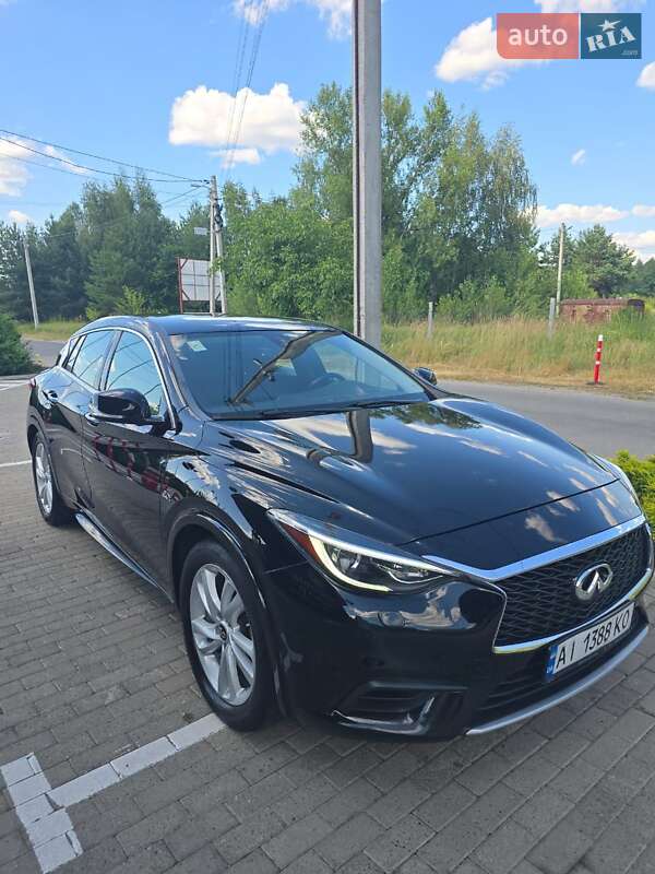 Infiniti QX30 2017