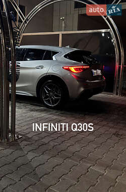 Позашляховик / Кросовер Infiniti QX30 2017 в Одесі