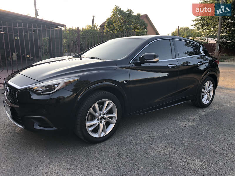 Infiniti QX30 2017