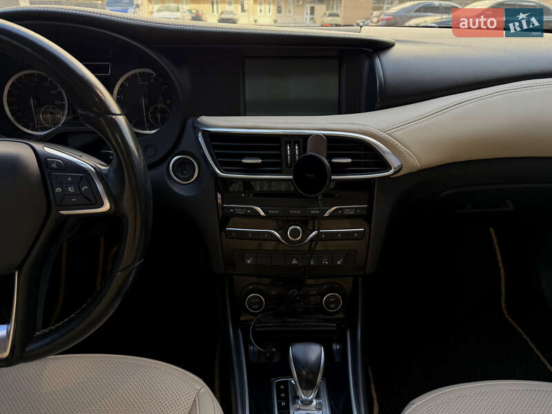 Внедорожник / Кроссовер Infiniti QX30 2016 в Харькове