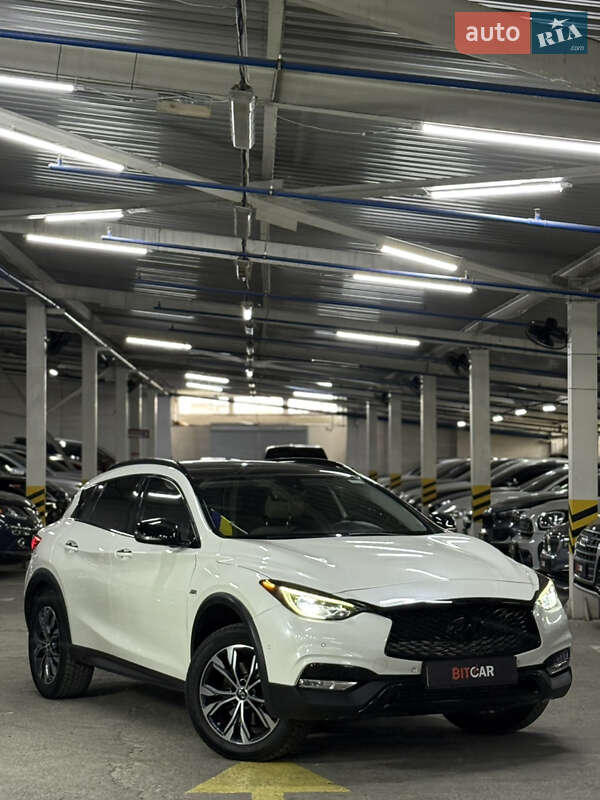 Позашляховик / Кросовер Infiniti QX30 2017 в Одесі