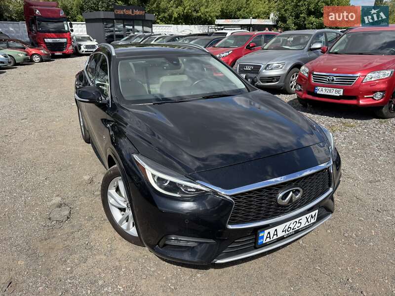 Infiniti QX30 2017