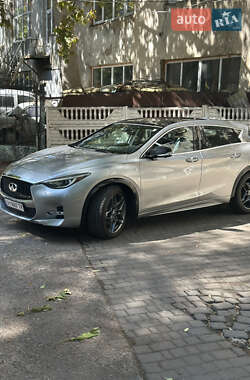 Внедорожник / Кроссовер Infiniti QX30 2017 в 