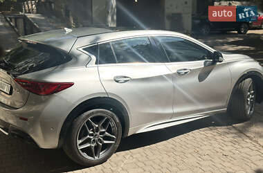 Внедорожник / Кроссовер Infiniti QX30 2017 в 