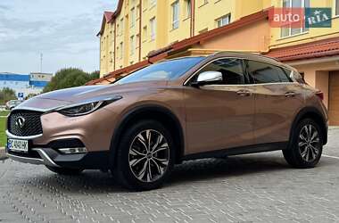 Внедорожник / Кроссовер Infiniti QX30 2017 в 