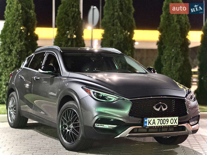 Infiniti QX30 2016