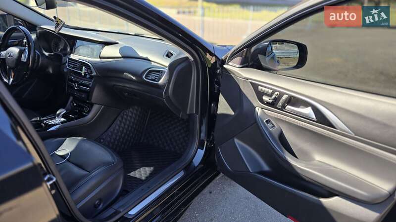 Внедорожник / Кроссовер Infiniti QX30 2017 в Кривом Роге