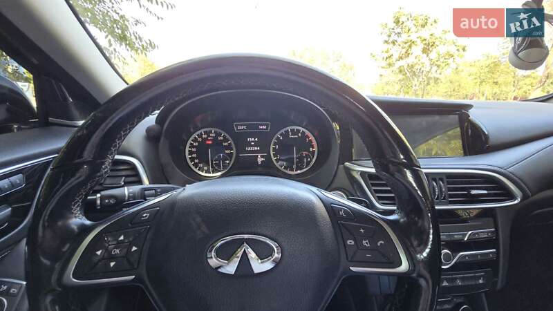 Внедорожник / Кроссовер Infiniti QX30 2017 в Кривом Роге