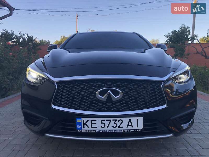 Infiniti QX30 2017