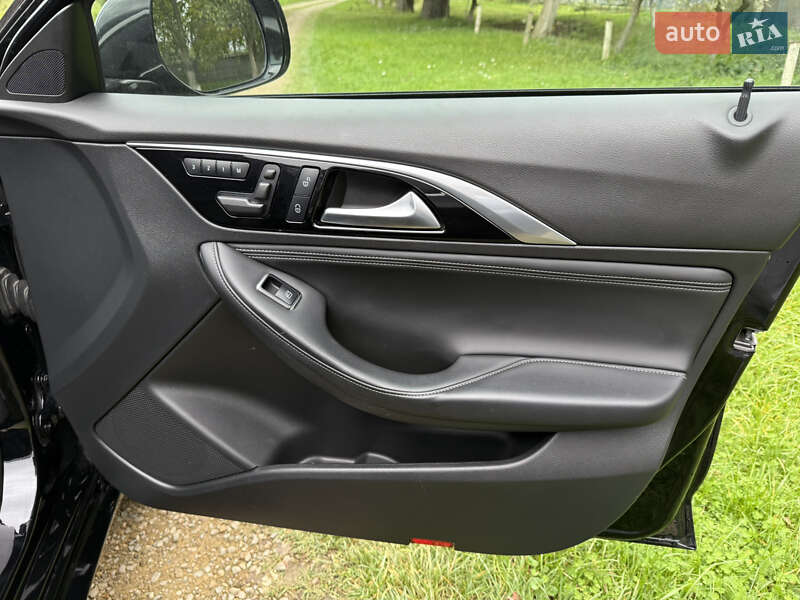 Внедорожник / Кроссовер Infiniti QX30 2017 в Ивано-Франковске