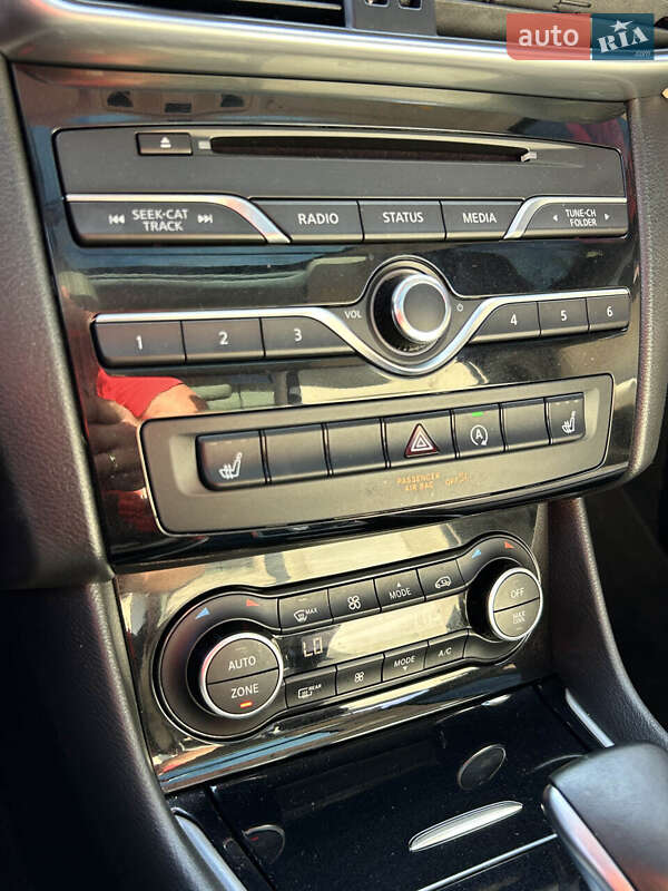 Внедорожник / Кроссовер Infiniti QX30 2018 в Сумах