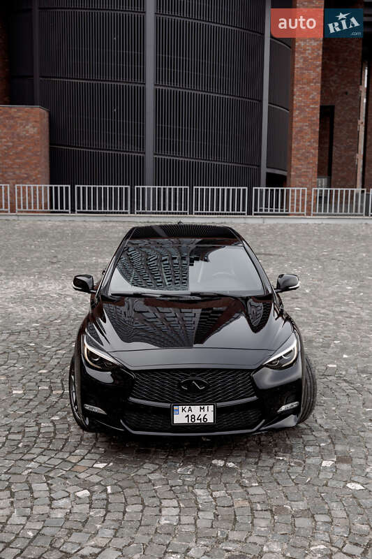 Внедорожник / Кроссовер Infiniti QX30 2016 в Днепре фото 3 Внедорожник / Кроссовер Infiniti QX30 2016 в Днепре