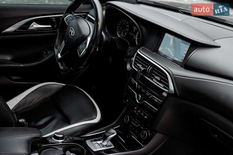 Внедорожник / Кроссовер Infiniti QX30 2016 в Днепре фото 23 Внедорожник / Кроссовер Infiniti QX30 2016 в Днепре