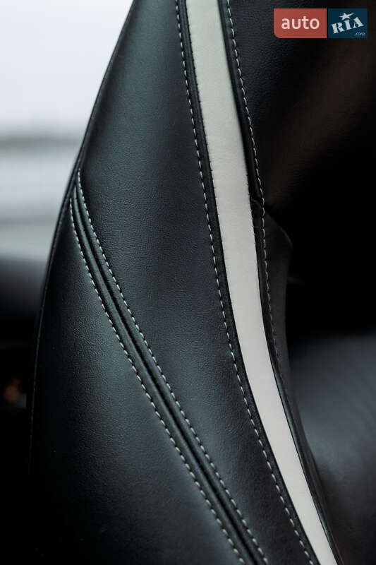 Внедорожник / Кроссовер Infiniti QX30 2016 в Днепре фото 28 Внедорожник / Кроссовер Infiniti QX30 2016 в Днепре