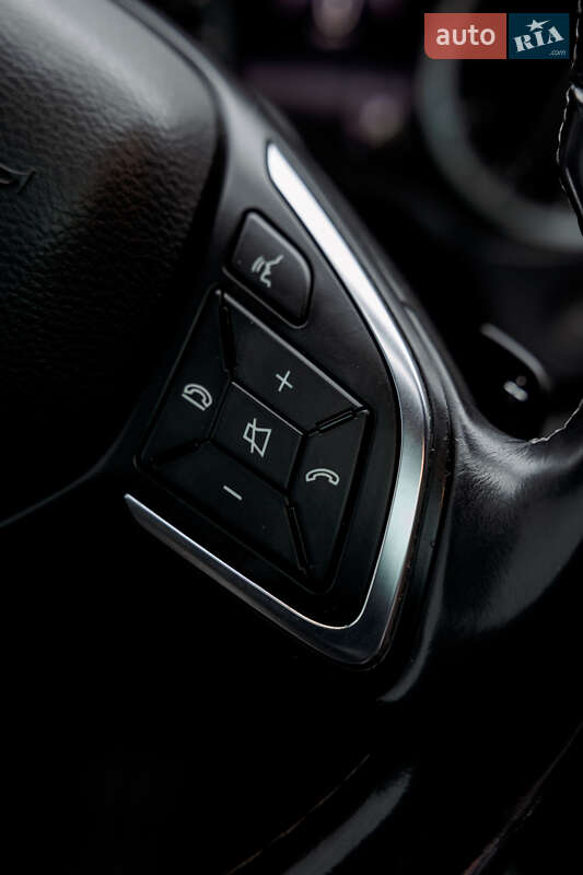 Внедорожник / Кроссовер Infiniti QX30 2016 в Днепре фото 36 Внедорожник / Кроссовер Infiniti QX30 2016 в Днепре