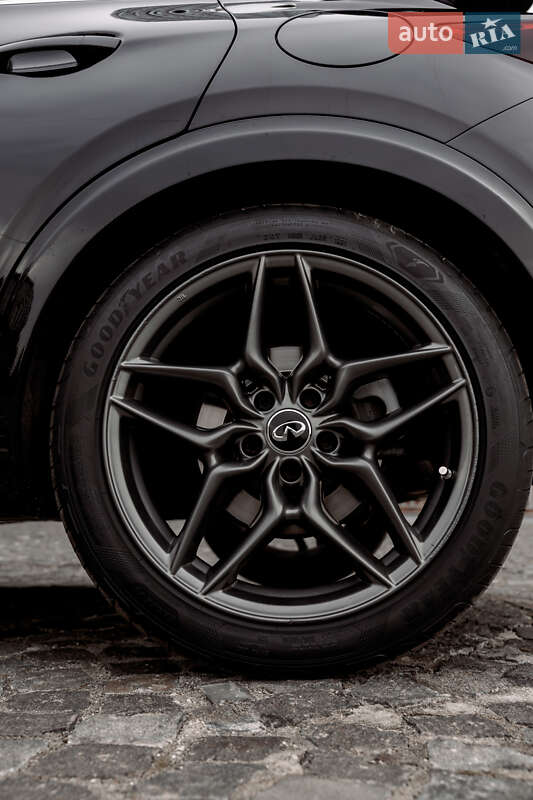 Внедорожник / Кроссовер Infiniti QX30 2016 в Днепре фото 44 Внедорожник / Кроссовер Infiniti QX30 2016 в Днепре