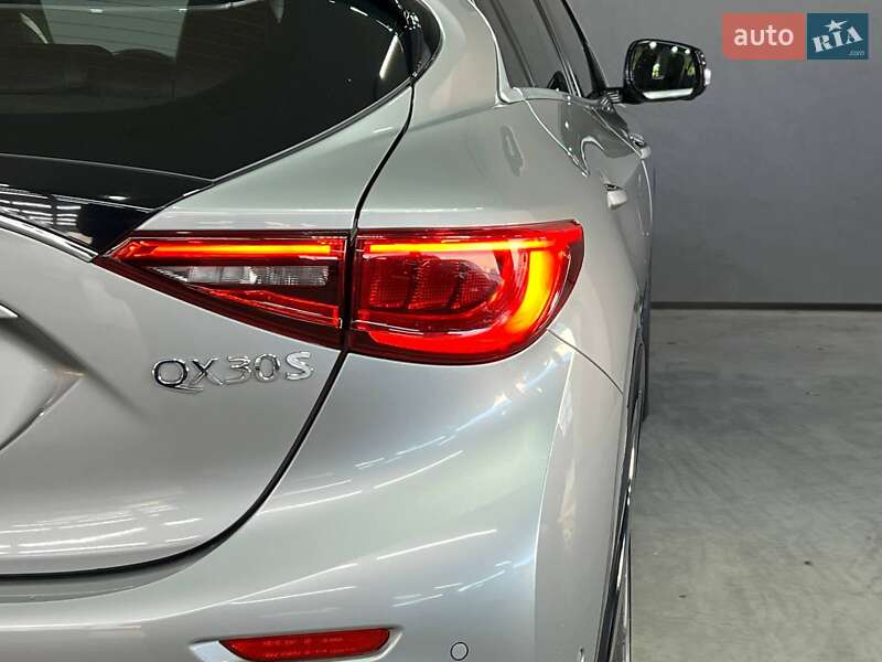 Внедорожник / Кроссовер Infiniti QX30 2017 в Одессе