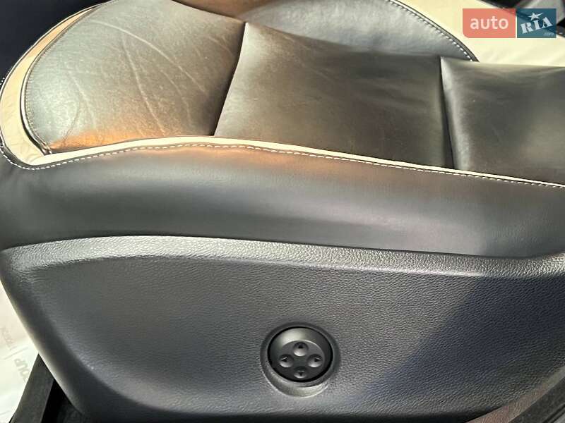 Внедорожник / Кроссовер Infiniti QX30 2017 в Одессе