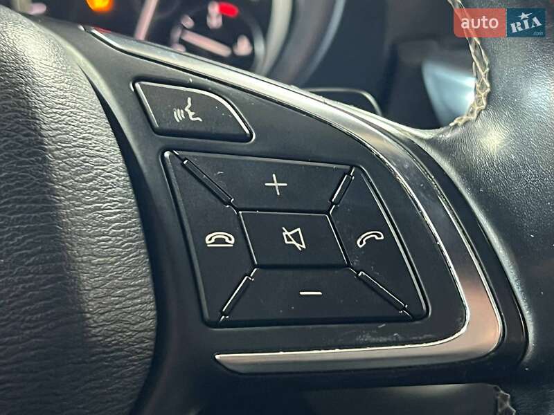 Внедорожник / Кроссовер Infiniti QX30 2017 в Одессе