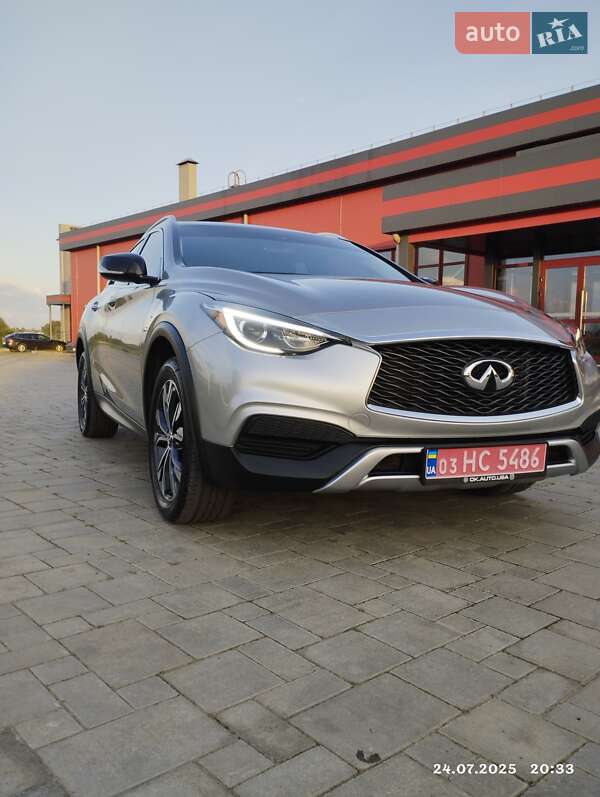 Внедорожник / Кроссовер Infiniti QX30 2017 в Здолбунове