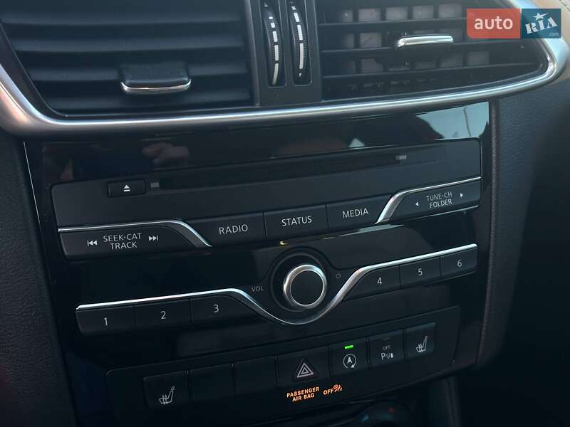 Внедорожник / Кроссовер Infiniti QX30 2017 в Одессе