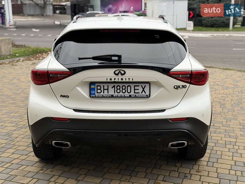Внедорожник / Кроссовер Infiniti QX30 2017 в Одессе