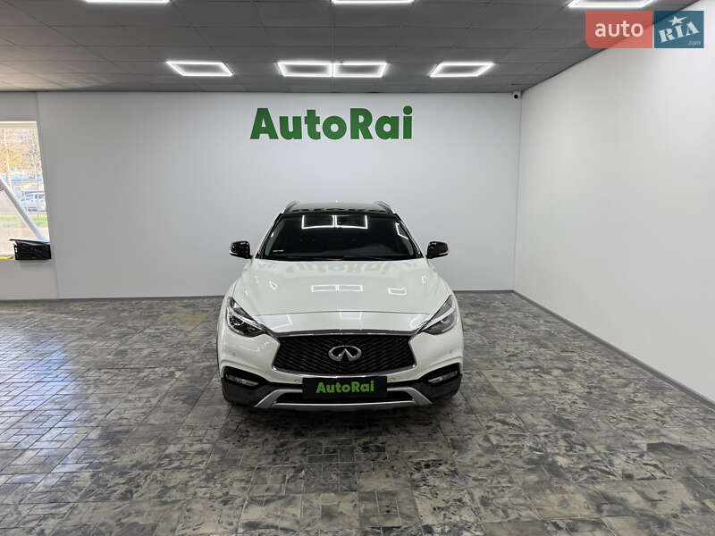 Внедорожник / Кроссовер Infiniti QX30 2016 в Одессе