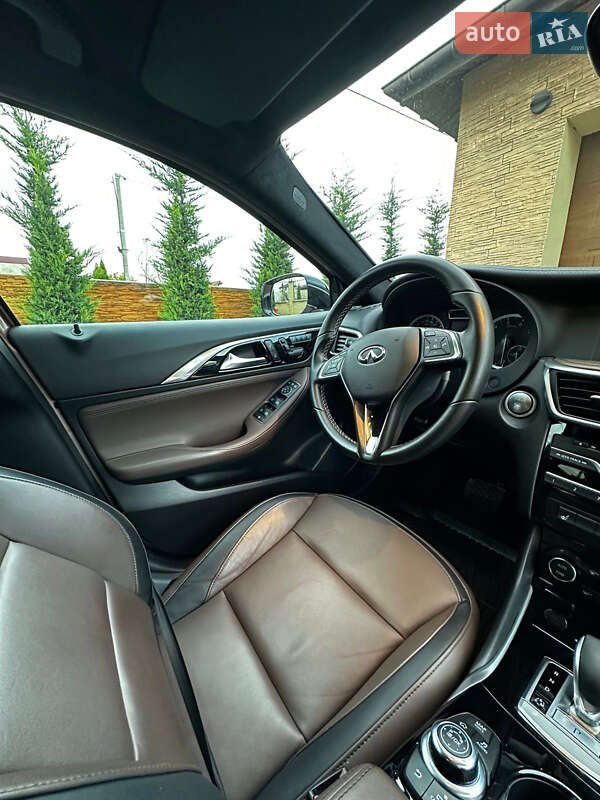 Позашляховик / Кросовер Infiniti QX30 2018 в Одесі