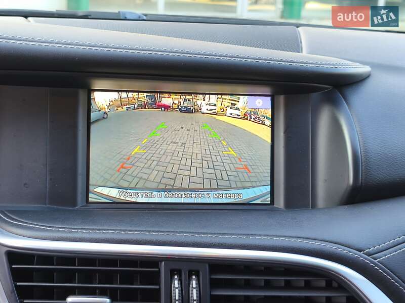 Внедорожник / Кроссовер Infiniti QX30 2016 в Днепре фото 19 Внедорожник / Кроссовер Infiniti QX30 2016 в Днепре