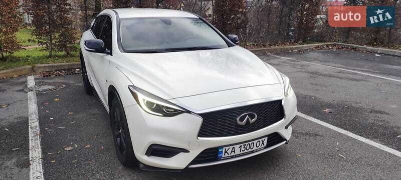 Позашляховик / Кросовер Infiniti QX30 2018 в Києві