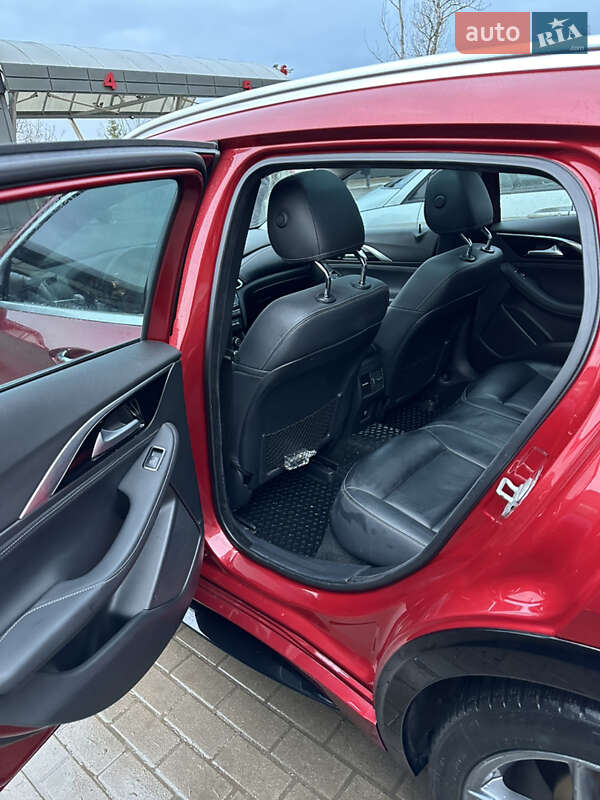 Позашляховик / Кросовер Infiniti QX30 2016 в Тернополі фото 12 Позашляховик / Кросовер Infiniti QX30 2016 в Тернополі